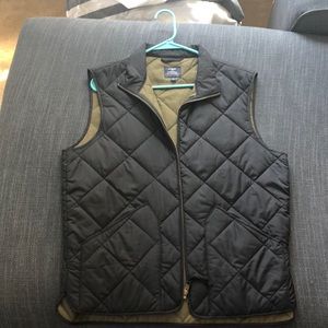 J crew men’s medium quilted vest